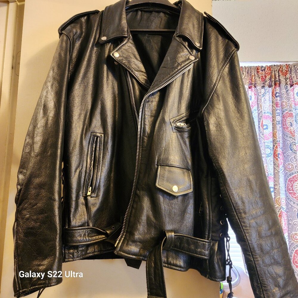 Men's leather motorcycle jacket